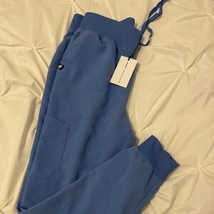 Jaanuu scrub pants